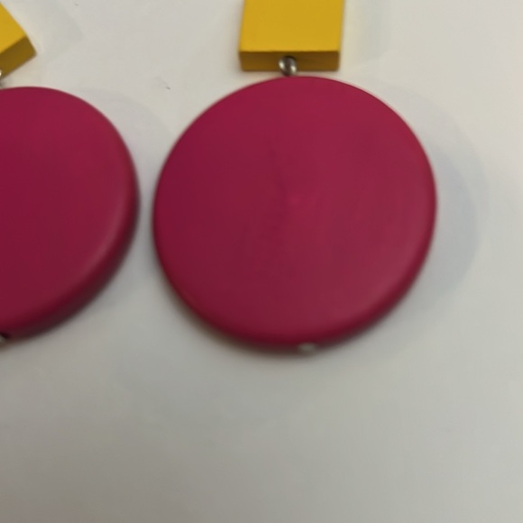 Earrings - Picture 2 of 7